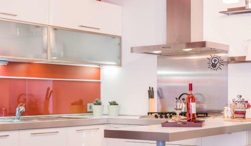 Full Color Apartment Bari