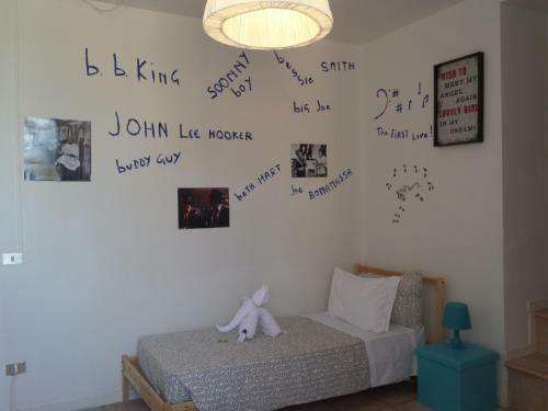 Hostal La Luna Blu In Old Town
