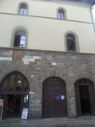 Hostal La Luna Blu In Old Town