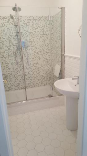 Hostal Guglielmo D'alzano Affittacamere