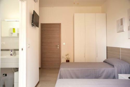 Hostal Aurora Guest House