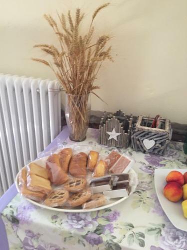 B&B Happiness In The Country