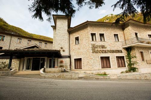Hotel Roccaporena & La Margherita