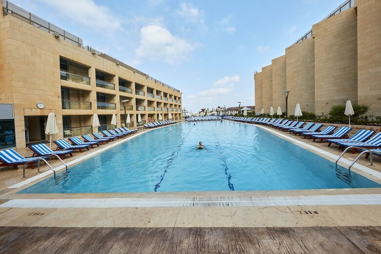 Hotel Coral Beach Resort