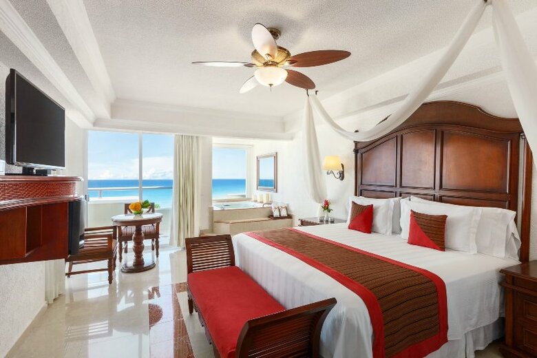 Hotel Wyndham Alltra Cancun - All-inclusive Resort