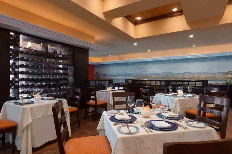 Hotel Wyndham Alltra Cancun - All-inclusive Resort