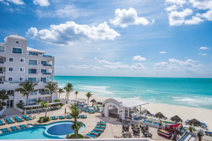 Hotel Wyndham Alltra Cancun - All-inclusive Resort