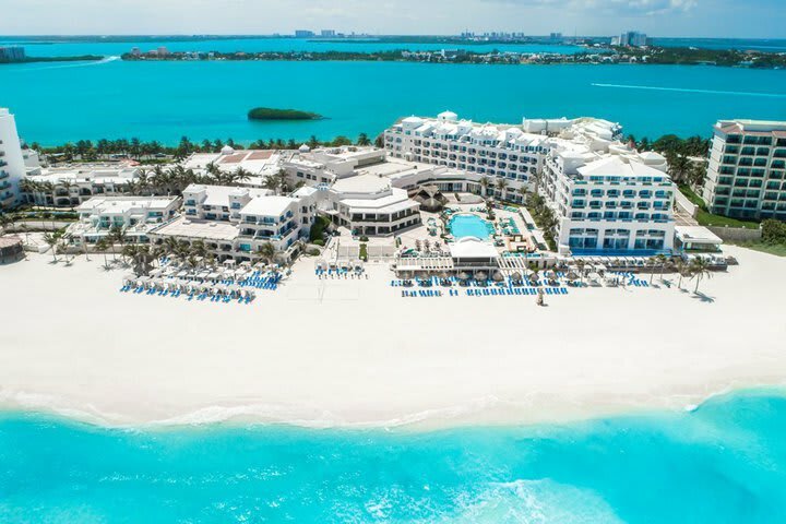 Hotel Wyndham Alltra Cancun - All-inclusive Resort
