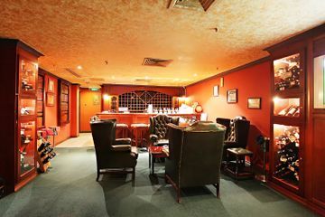 Merdeka Palace Hotel And Suites