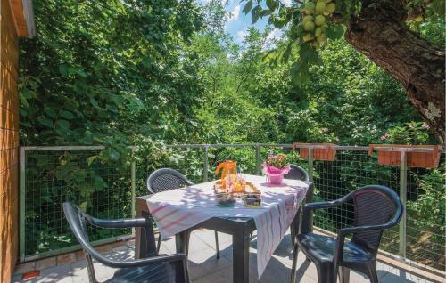 Studio Holiday Home In Astracaccio Lu