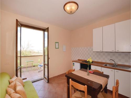 Two-bedroom Apartment In Fabro (tr)