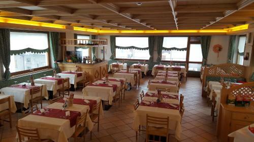 Hotel Albergo Alpino