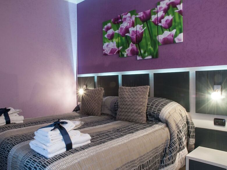 Hostal Albis Rooms Guest House