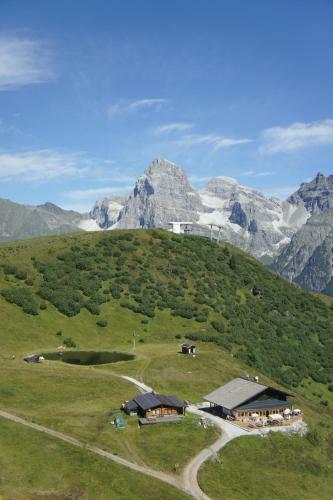 Hotel Berggasthaus Edelweissh�tte Ladurns