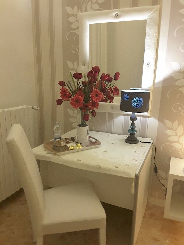 B&B Abatjour