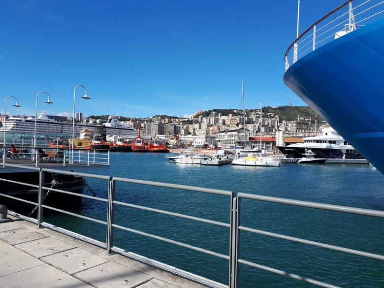 I Tetti Di Genova B&B