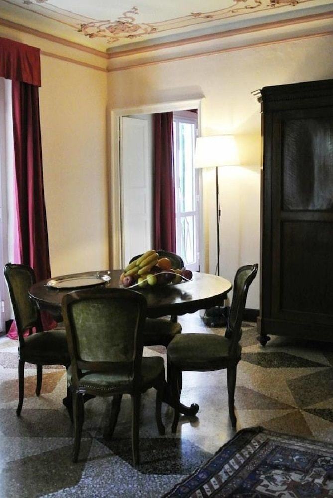 Hostal Palazzo Zecchino
