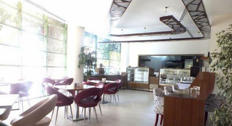 Hotel Golden Coast