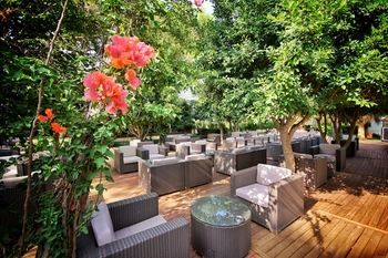 Hotel Gloria Serenity