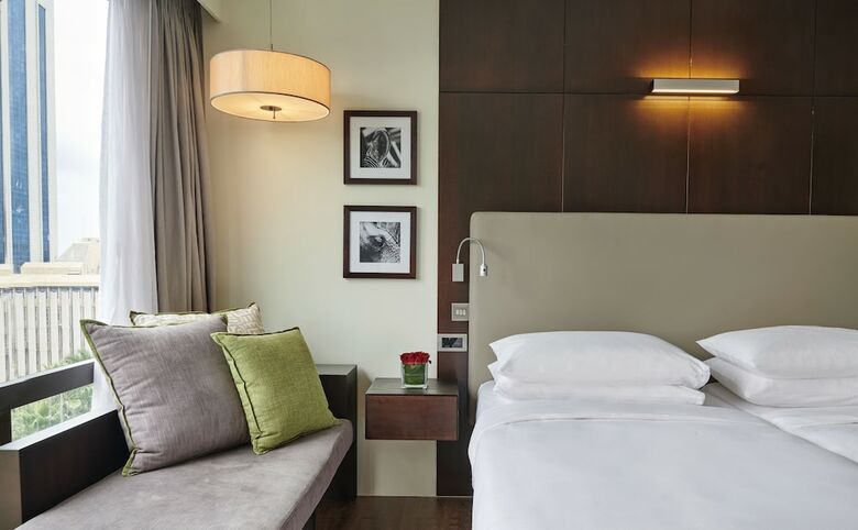 Hotel Hyatt Regency Dar Es Salaam, The Kilimanjaro