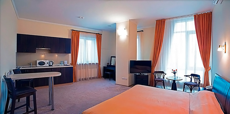 Hotel Chernoye More Privoz