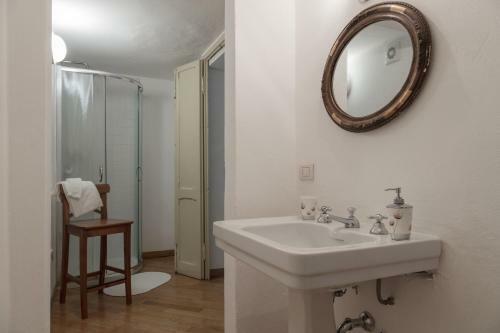 Hostal Villa Del Cigno