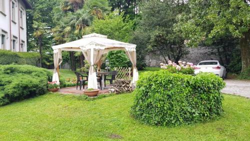 Hostal Villa Del Cigno