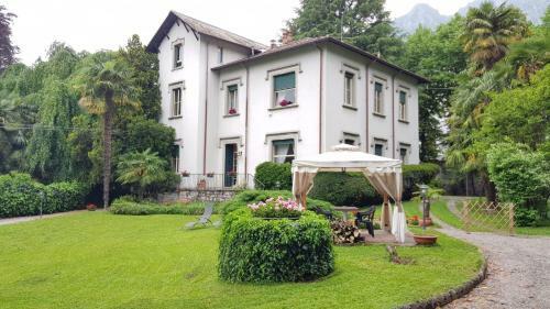Hostal Villa Del Cigno