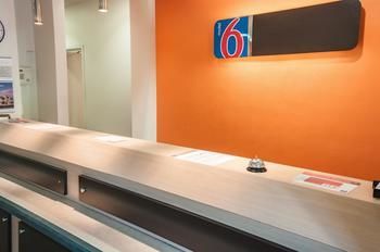 Hotel Motel 6