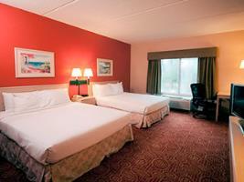 Americinn Hotel & Suites