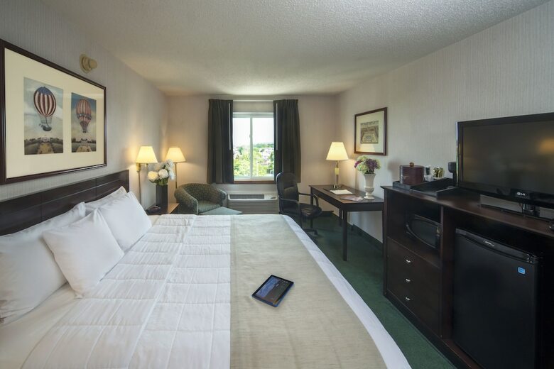 Hotel Meadowlands Plaza