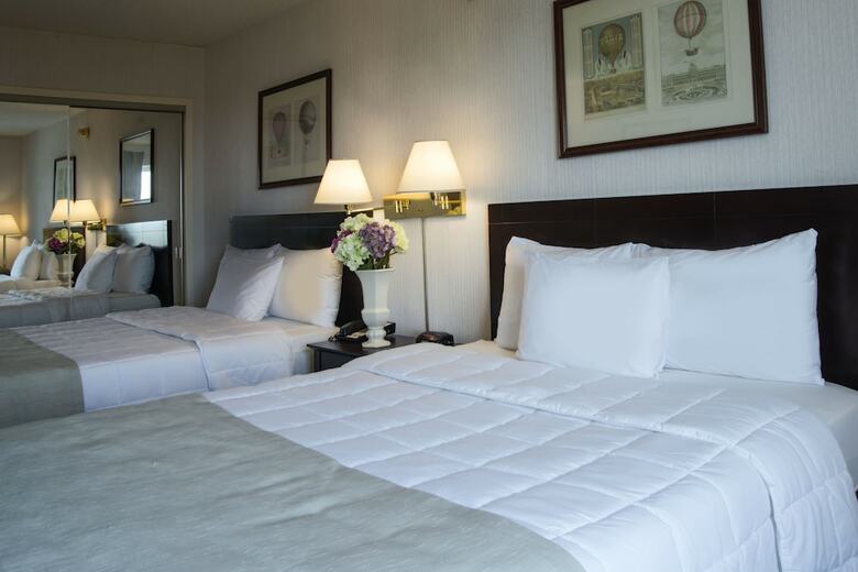 Hotel Meadowlands Plaza