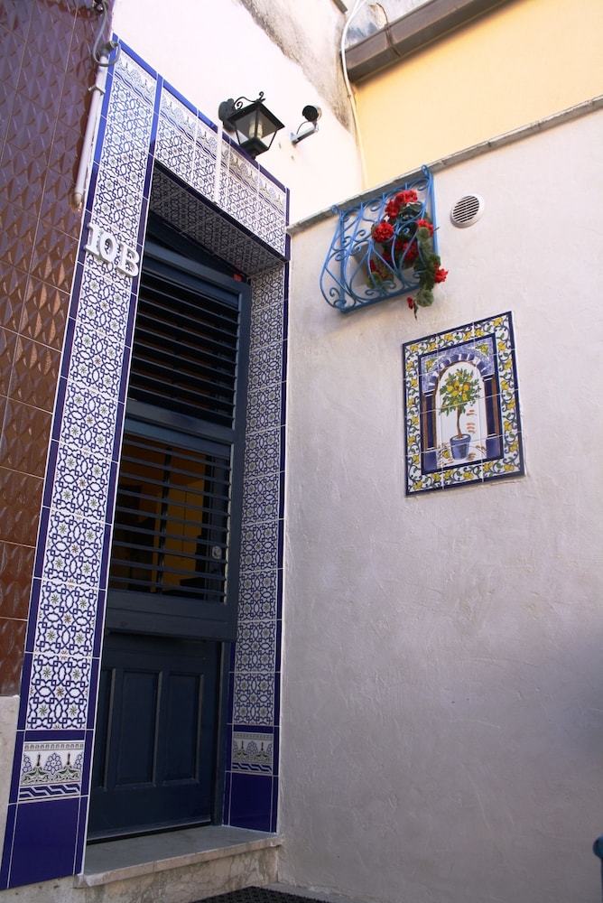 Apartamento Mirabilia Arab House
