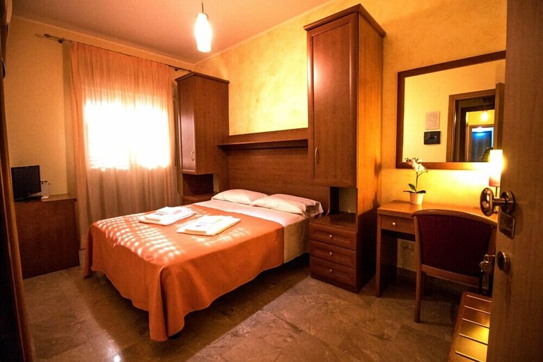 Hostal B&B Orchidea