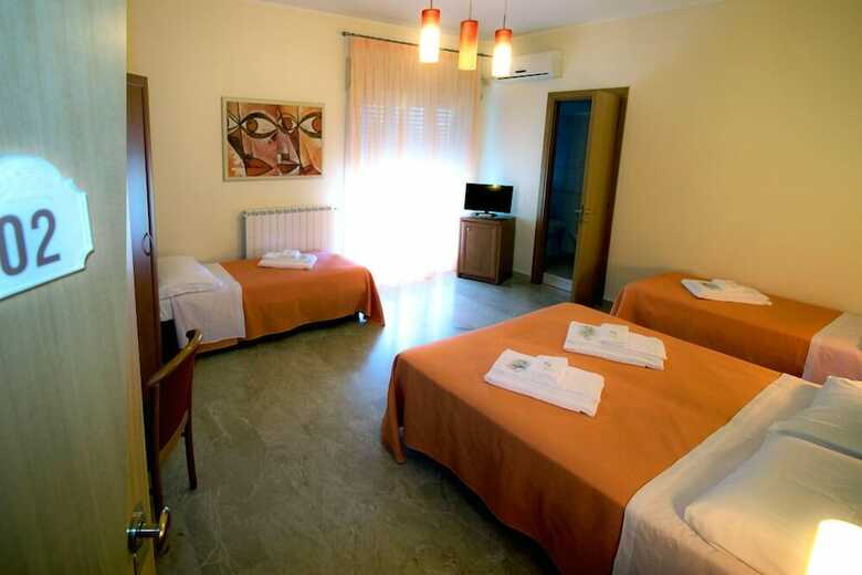 Hostal B&B Orchidea