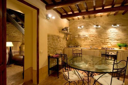 Apartamento L?arco Romanico