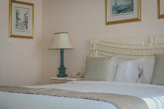 Le Vendome Hotel