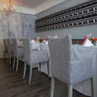 Le Vendome Hotel