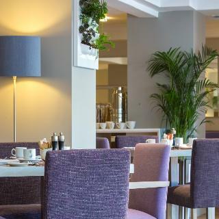 Le Vendome Hotel