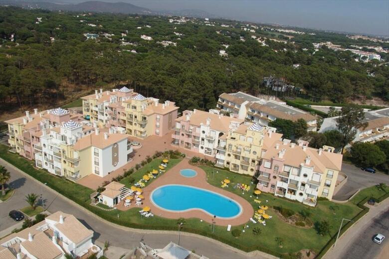 Hotel Complexo Eden Village By Garvetur