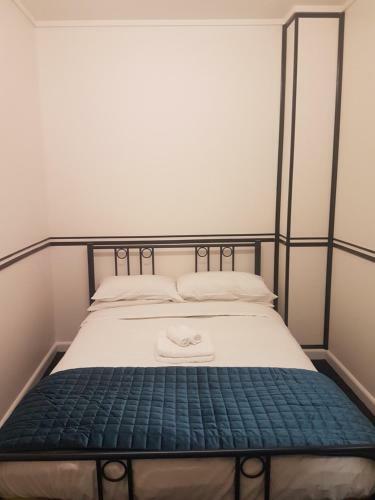 Albergue Archies Bunker Affordable Accommodation
