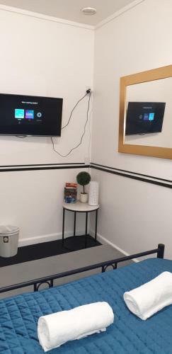 Albergue Archies Bunker Affordable Accommodation
