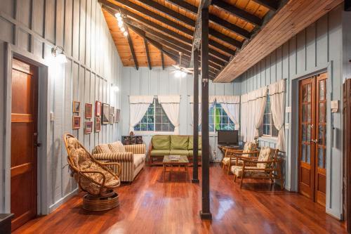 Casa Azul Bed & Breakfast