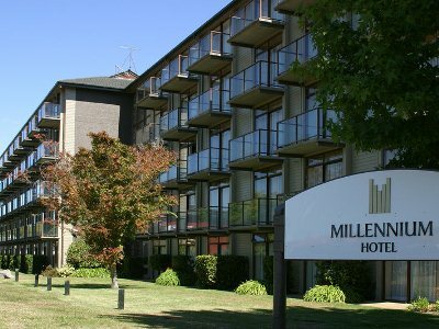 Hotel Millennium