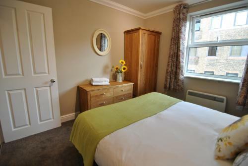Apartamentos Lord Raglan House One Bedroom