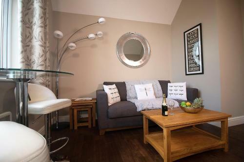 Apartamentos Lord Raglan House One Bedroom