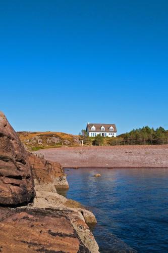 Shore Croft