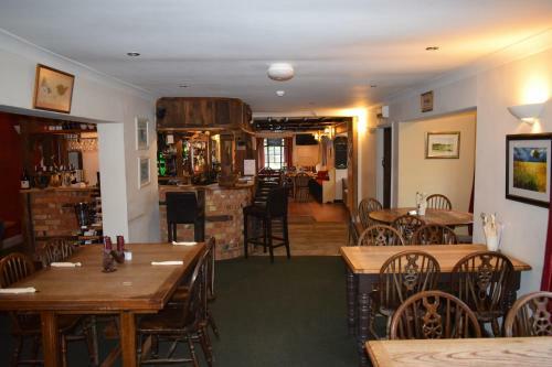 Posada The Swan At Great Kimble