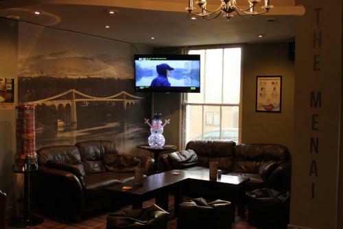 Bed & Breakfast The Menai Hotel And Bar