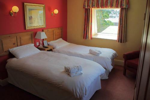 Bed & Breakfast The Menai Hotel And Bar